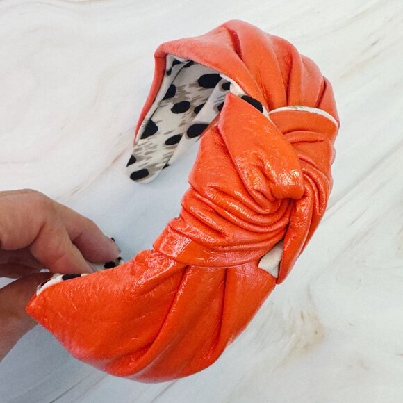 NWT - Ellison + Young - Chic Twisted Knot Faux Leather Headband - Picture 2 of 7